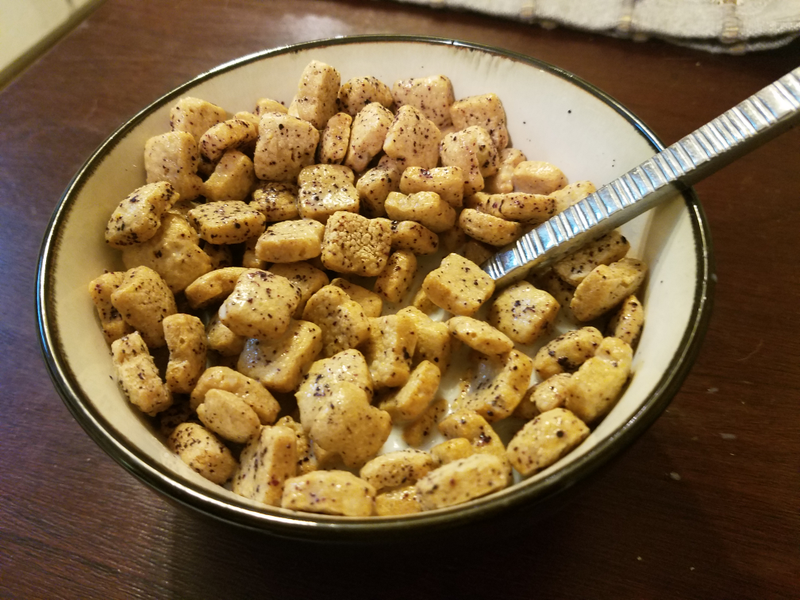 Illustration for article titled Blueberry Toast Crunch: the Oppositelock review